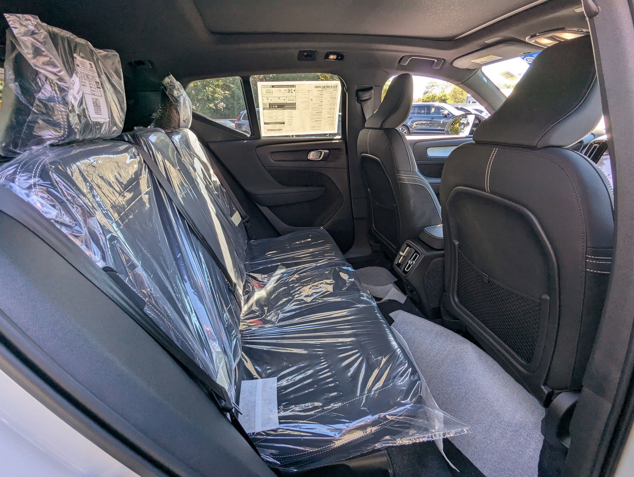 New 2026 Volvo XC40 B5 Ultra w/ Protection Package Premier image 22