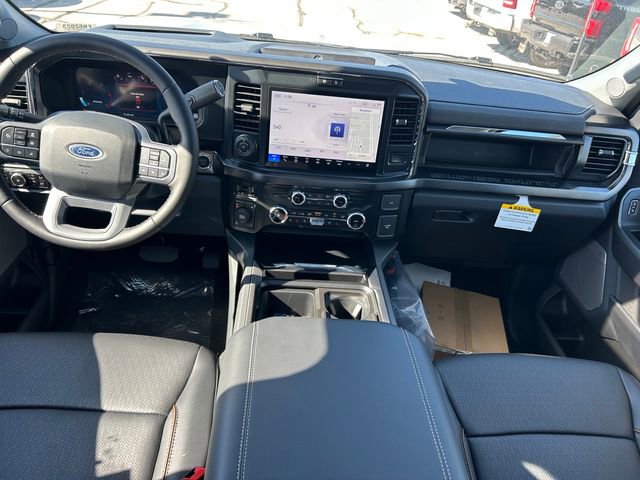 New 2026 Ford F350 Lariat w/ Black Appearance Package image 44