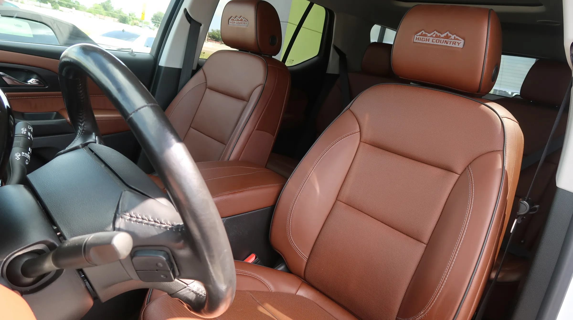 Used 2021 Chevrolet Traverse High Country FWD image 18