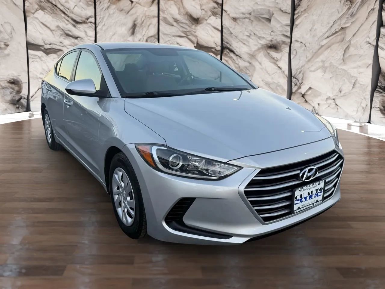 Used 2018 Hyundai Elantra SE w/ SE Connectivity Package 04 image 1