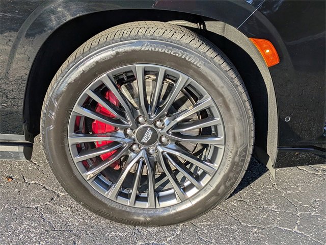 Certified 2024 Cadillac Escalade ESV V w/ LPO, Floor Liner Package image 11