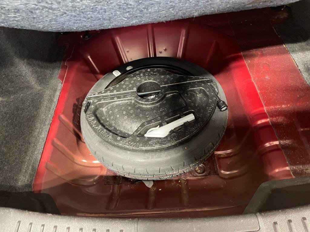 Used 2014 Ford Fiesta SE image 17