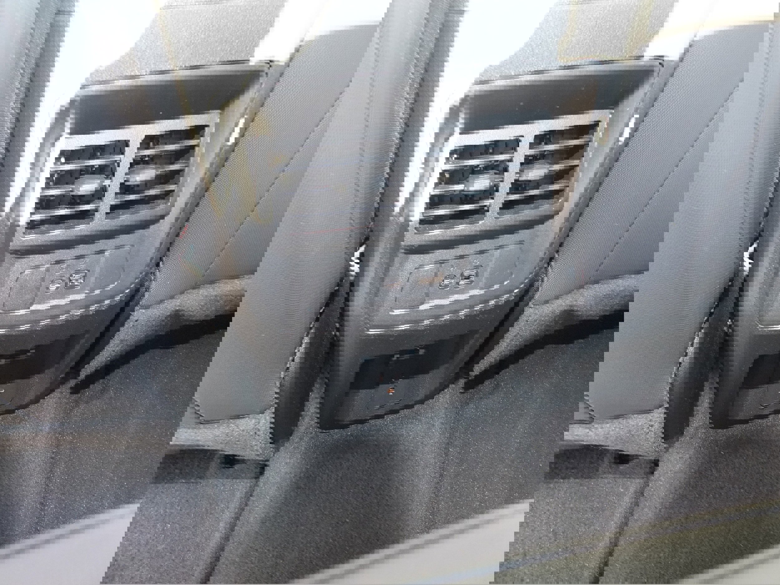 Used 2024 Chevrolet Colorado Z71 w/ Z71 Convenience Package 2 image 16