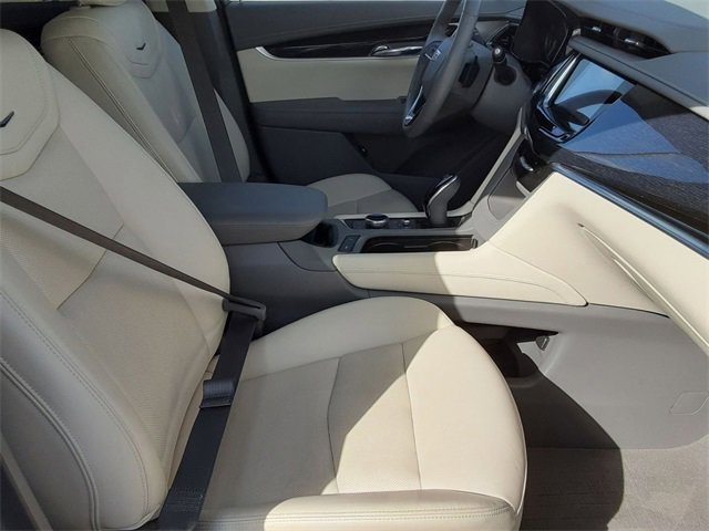 Used 2024 Cadillac XT6 Premium Luxury w/ Technology Package image 29
