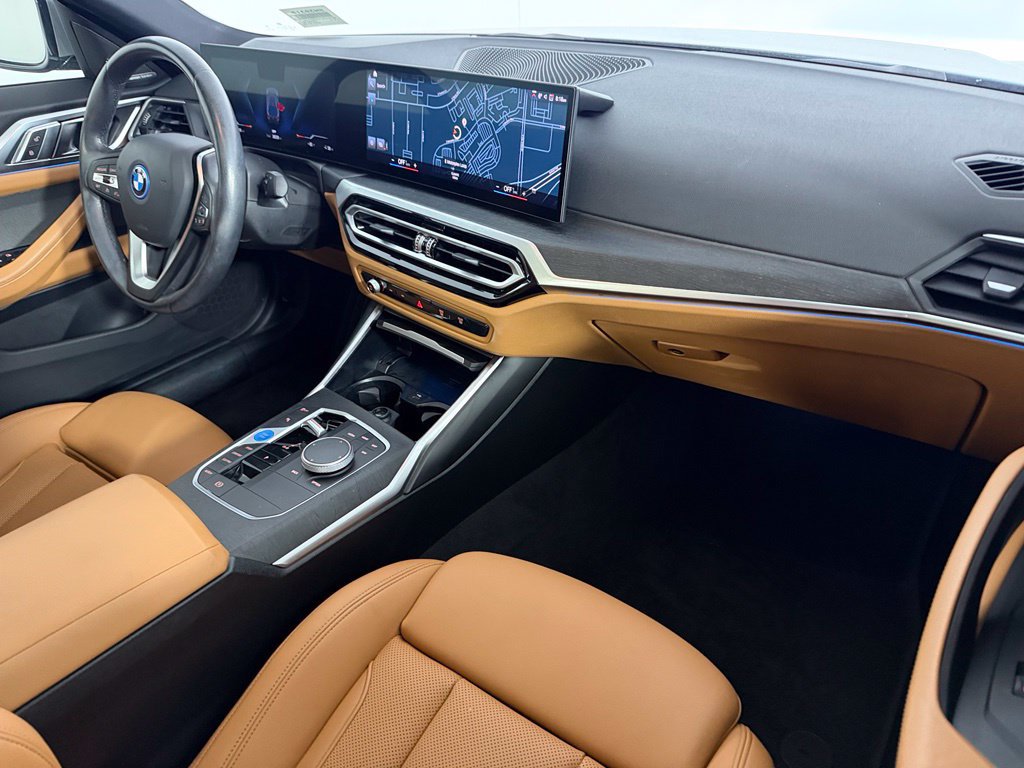 Used 2023 BMW i4 eDrive35 RWD image 14