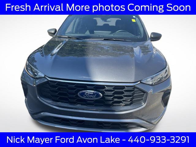 Certified 2024 Ford Escape ST-Line w/ Tech Pack #1 AWD/4WD image 3