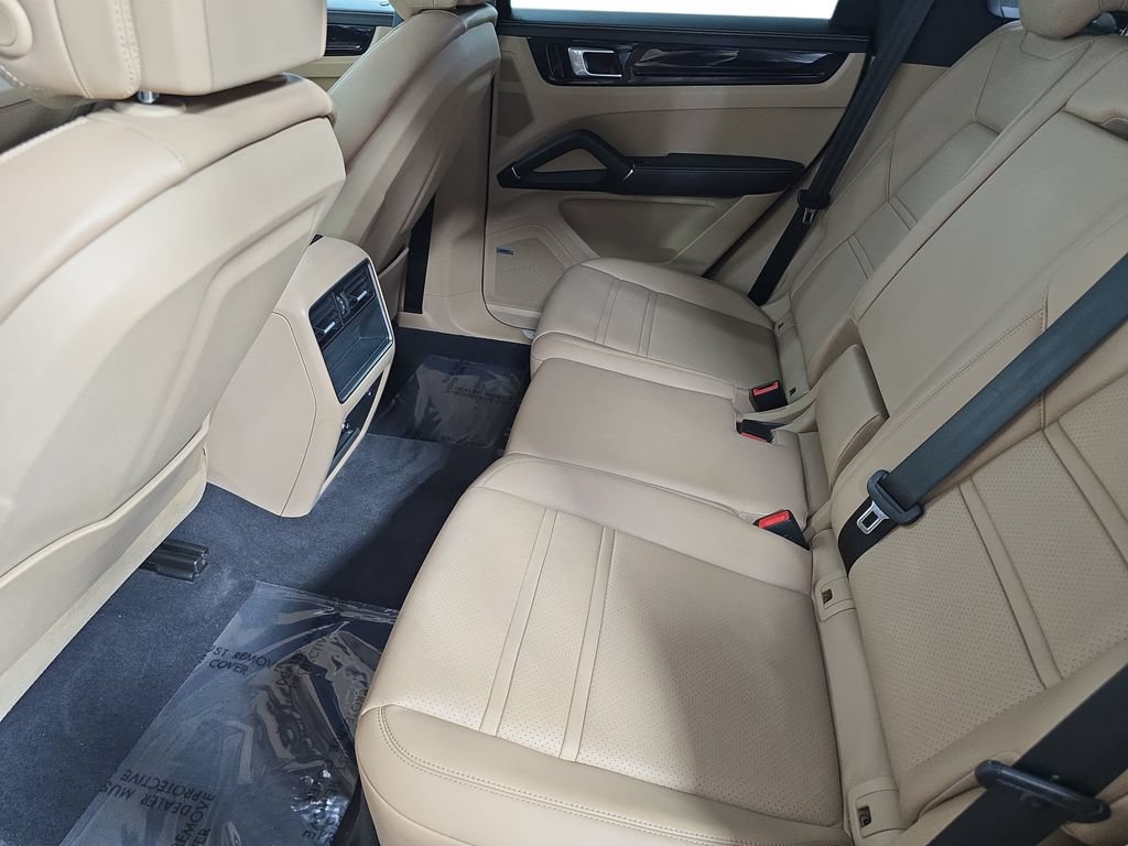 Used 2019 Porsche Cayenne S AWD/4WD image 24