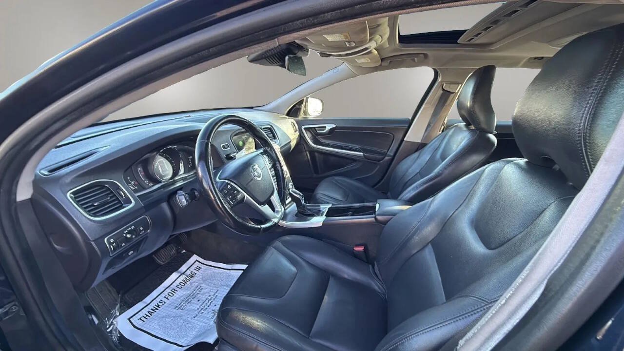 Used 2016 Volvo V60 T5 Platinum AWD/4WD image 9