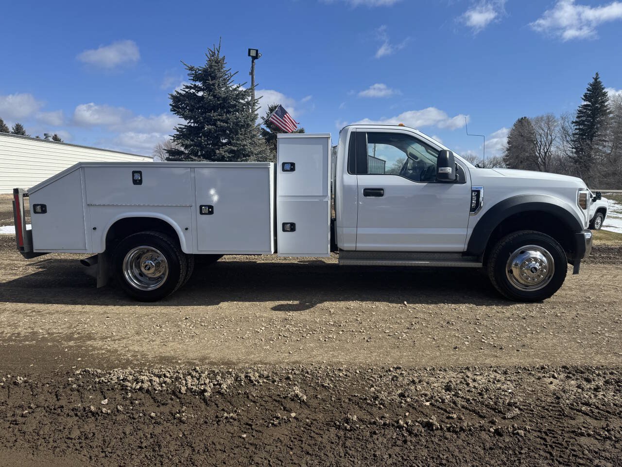 Used 2018 Ford F550 4x4 Regular Cab Super Duty image 11