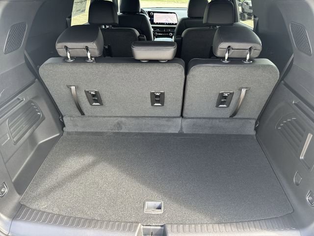 New 2026 Chevrolet Traverse LT w/ Driver Confidence Package image 28