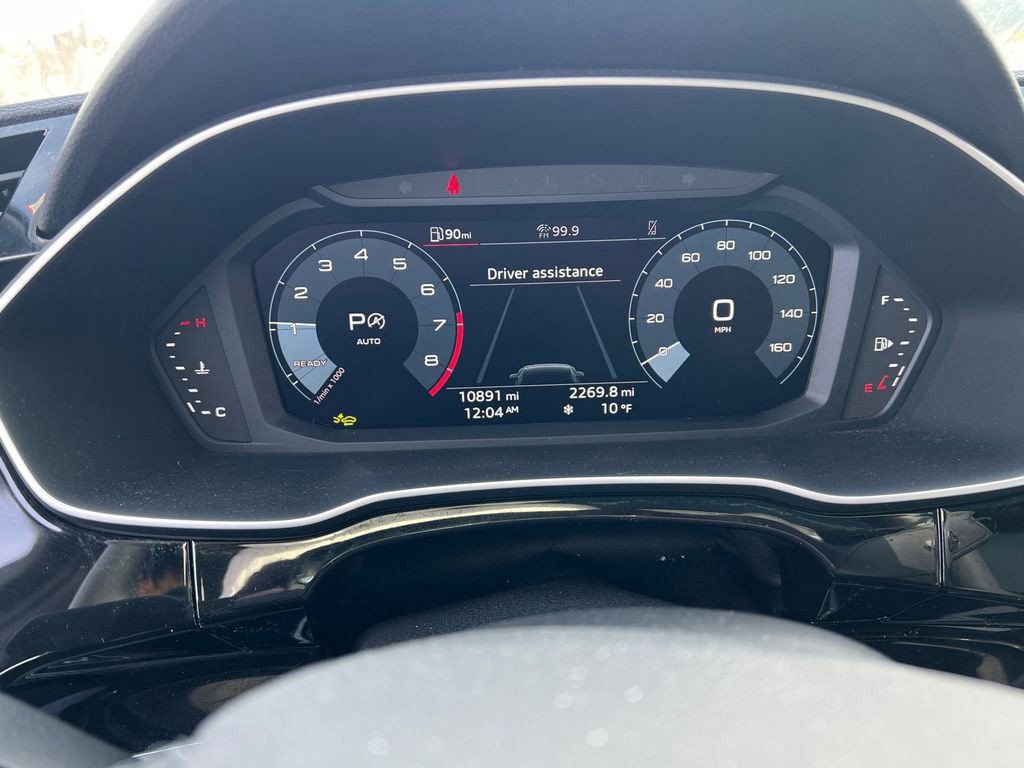 Used 2025 Audi Q3 2.0T Premium image 16