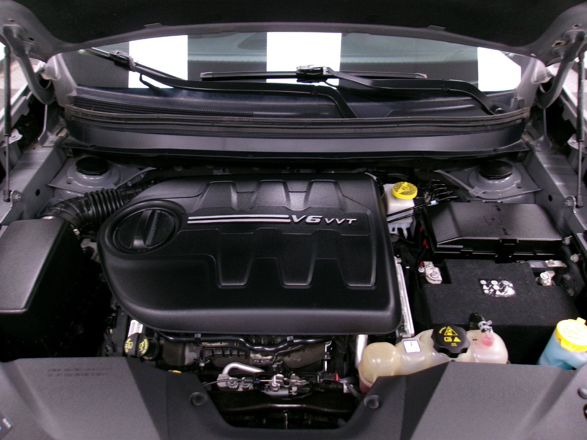 Used 2022 Jeep Cherokee Latitude Lux AWD/4WD image 17