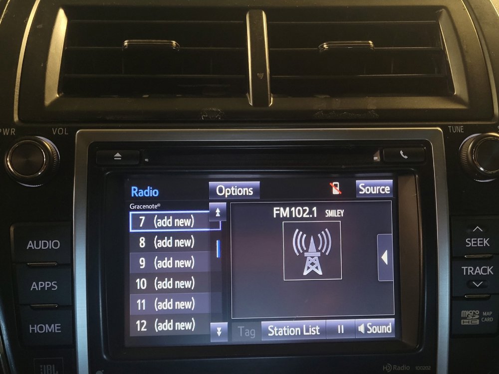 Used 2014 Toyota Camry SE image 25