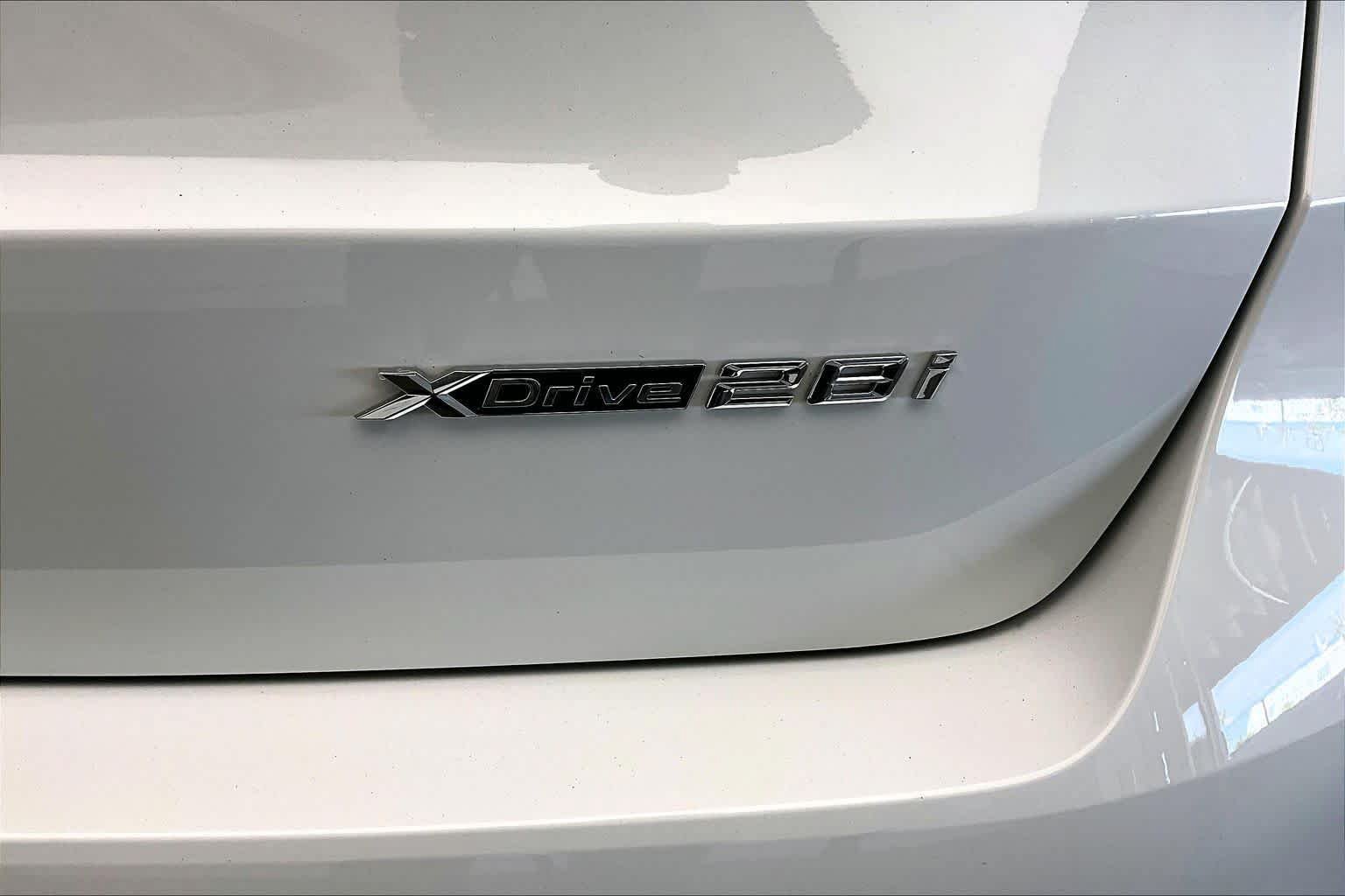 Used 2025 BMW X1 xDrive28i w/ Convenience Package AWD/4WD image 19