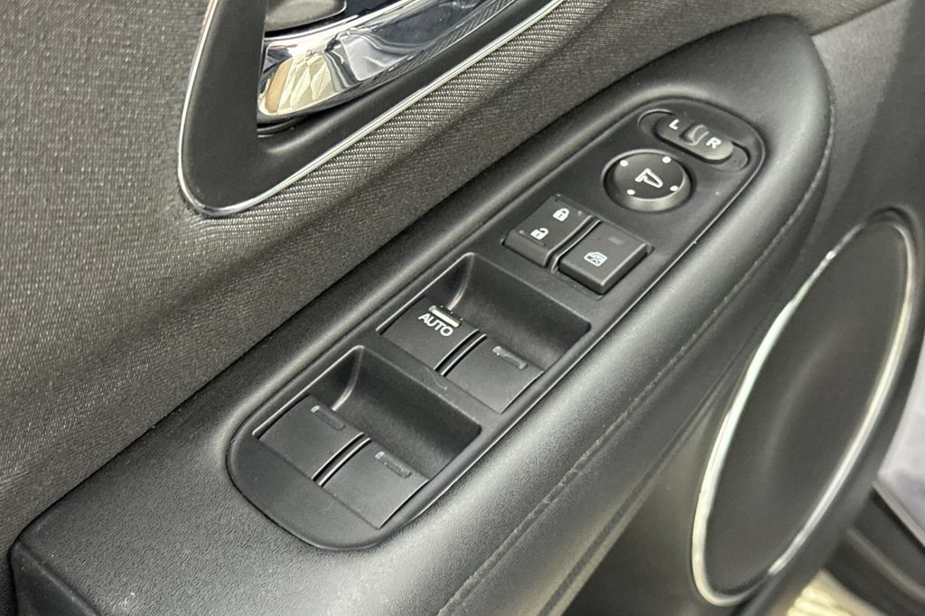 Used 2022 Honda HR-V EX image 12