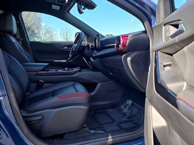 Used 2025 Chevrolet Equinox RS w/ Safety and Technology Package AWD/4WD image 14