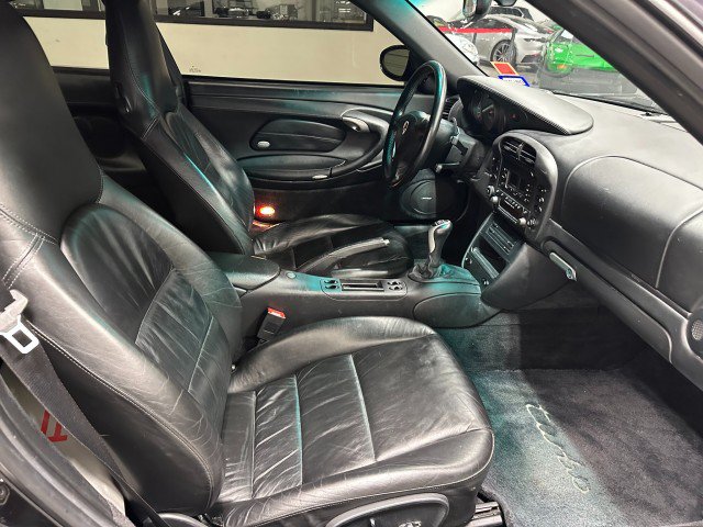 Used 2002 Porsche 911 Turbo AWD/4WD image 31
