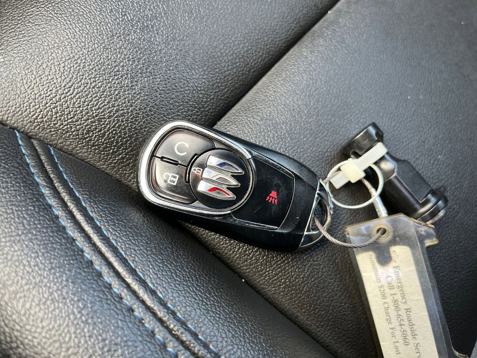 Used 2025 Buick Envista Sport Touring image 21