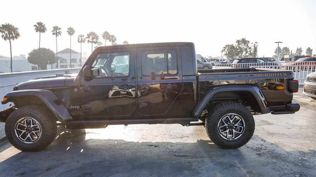 New 2026 Jeep Gladiator Rubicon AWD/4WD image 14