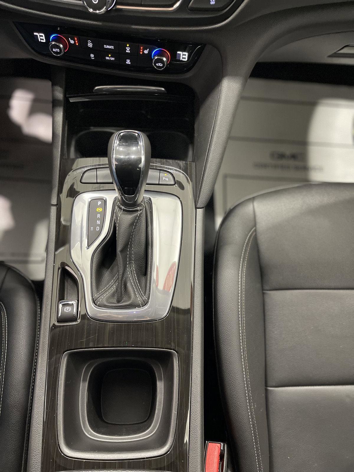 Used 2018 Buick Regal Essence w/ Driver Confidence Package #1 image 24