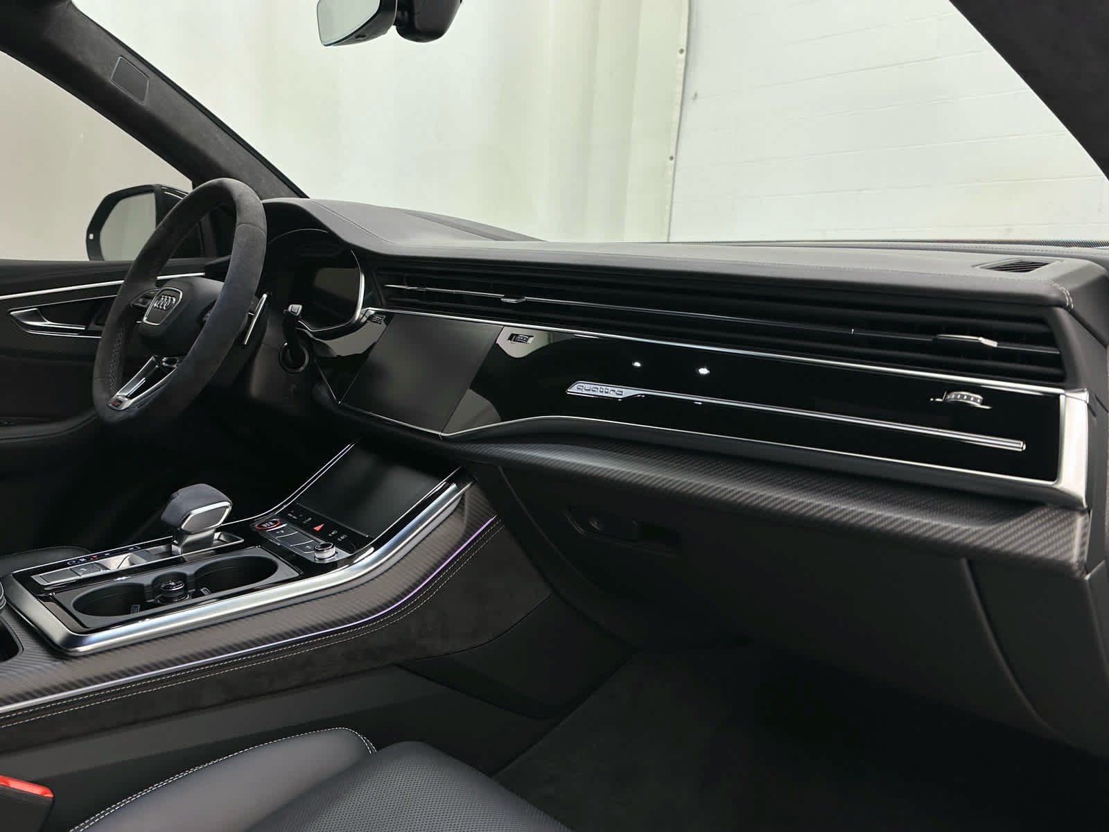 Used 2022 Audi RS Q8 AWD/4WD image 17
