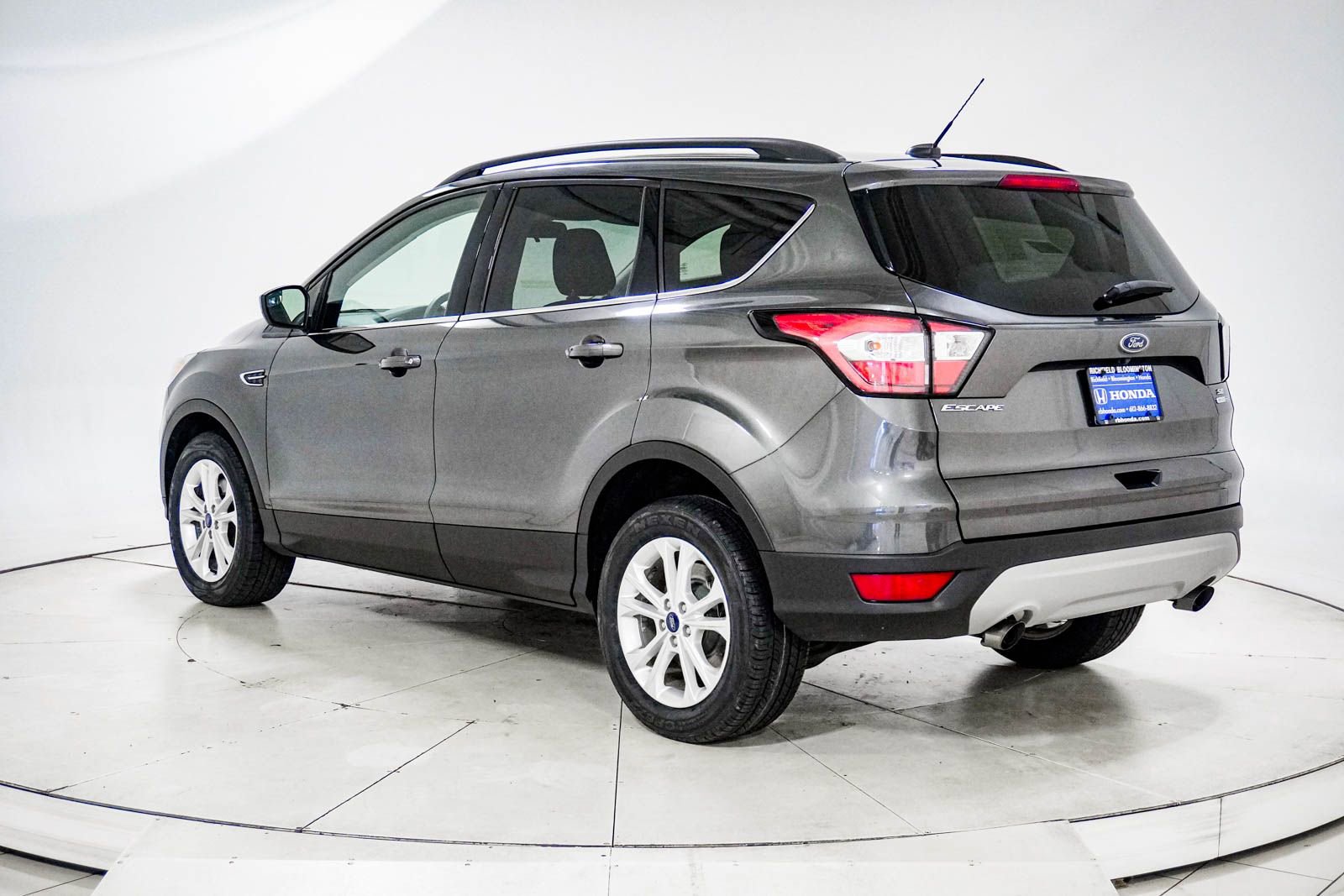 Used 2018 Ford Escape SE AWD/4WD image 5