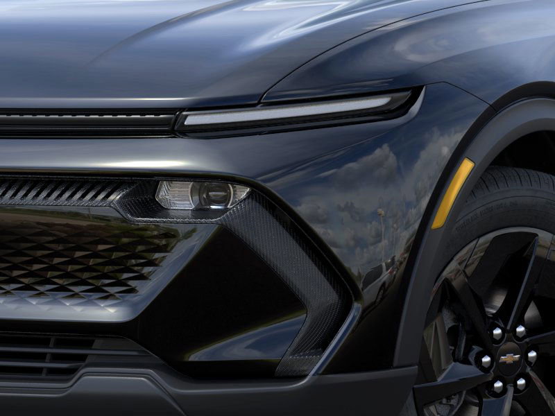 New 2026 Chevrolet Equinox EV LT image 10