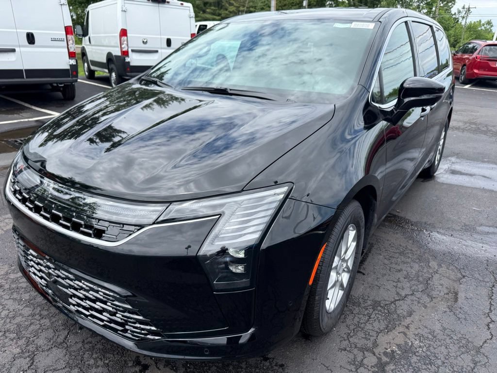 New 2027 Chrysler Pacifica Select FWD image 8
