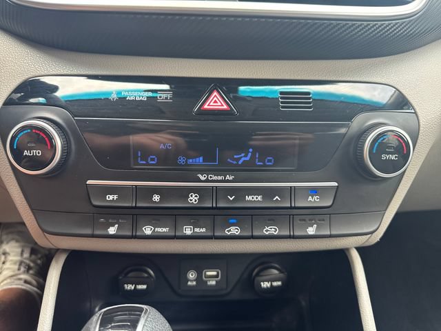 Used 2020 Hyundai Tucson SEL w/ Winter Weather Package AWD/4WD image 18
