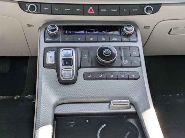 Used 2023 Hyundai Palisade Limited FWD image 17