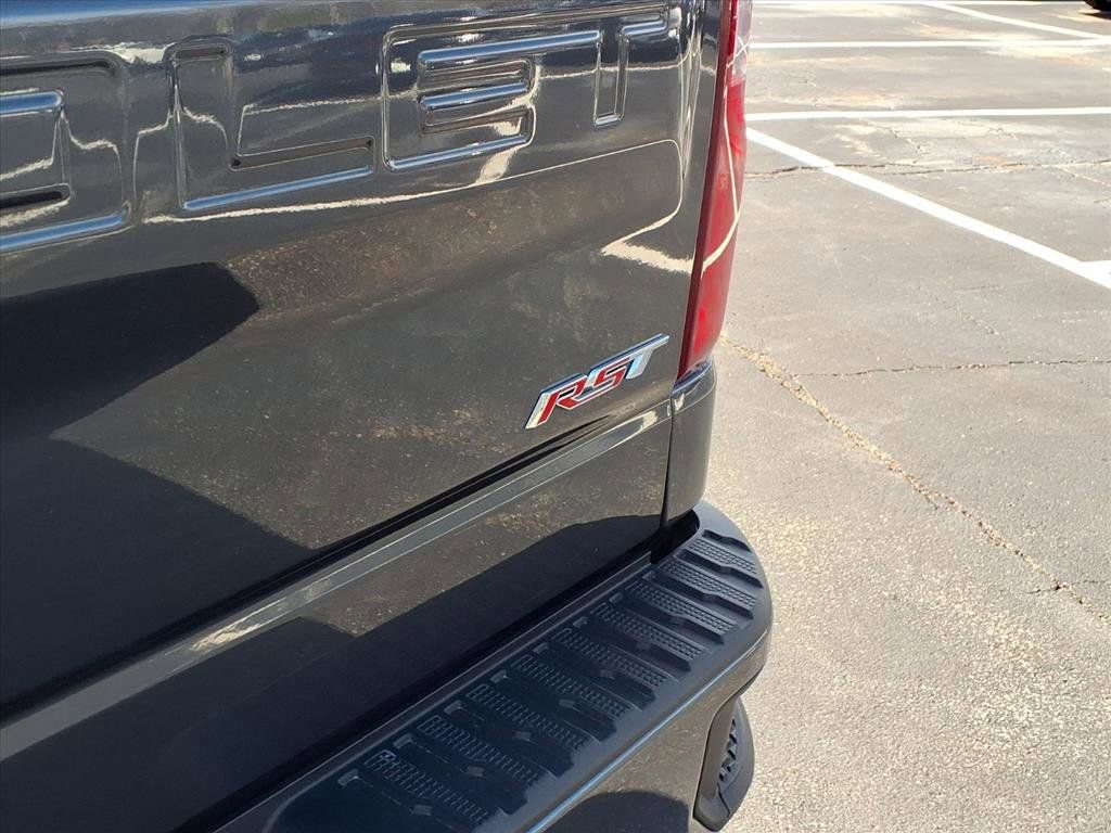Used 2020 Chevrolet Silverado 1500 RST image 25