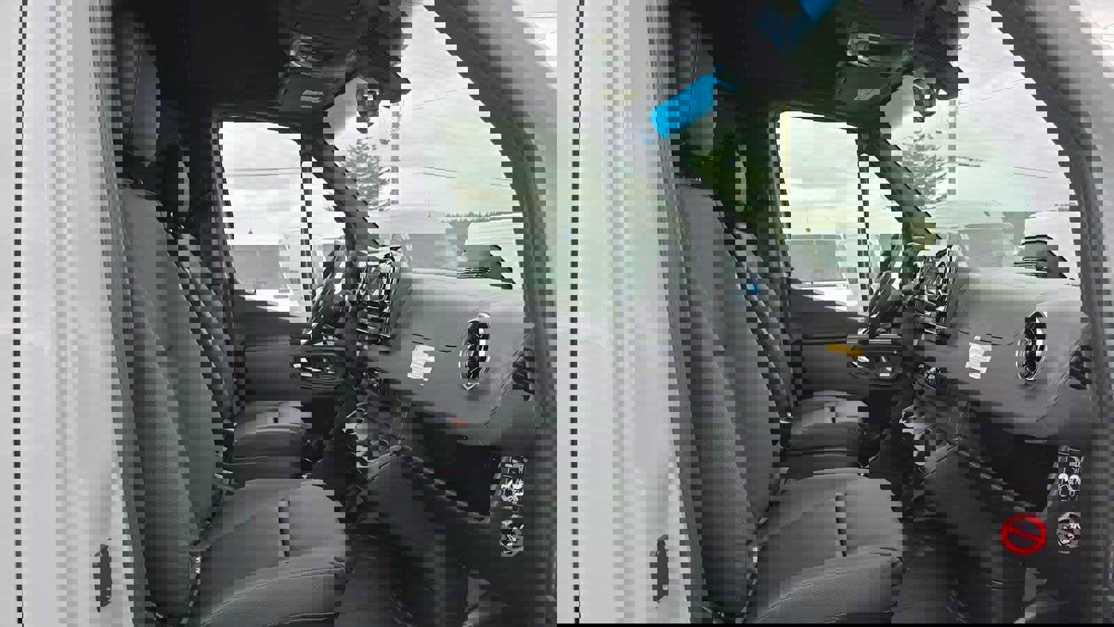 Used 2026 Mercedes-Benz Sprinter 2500 image 11