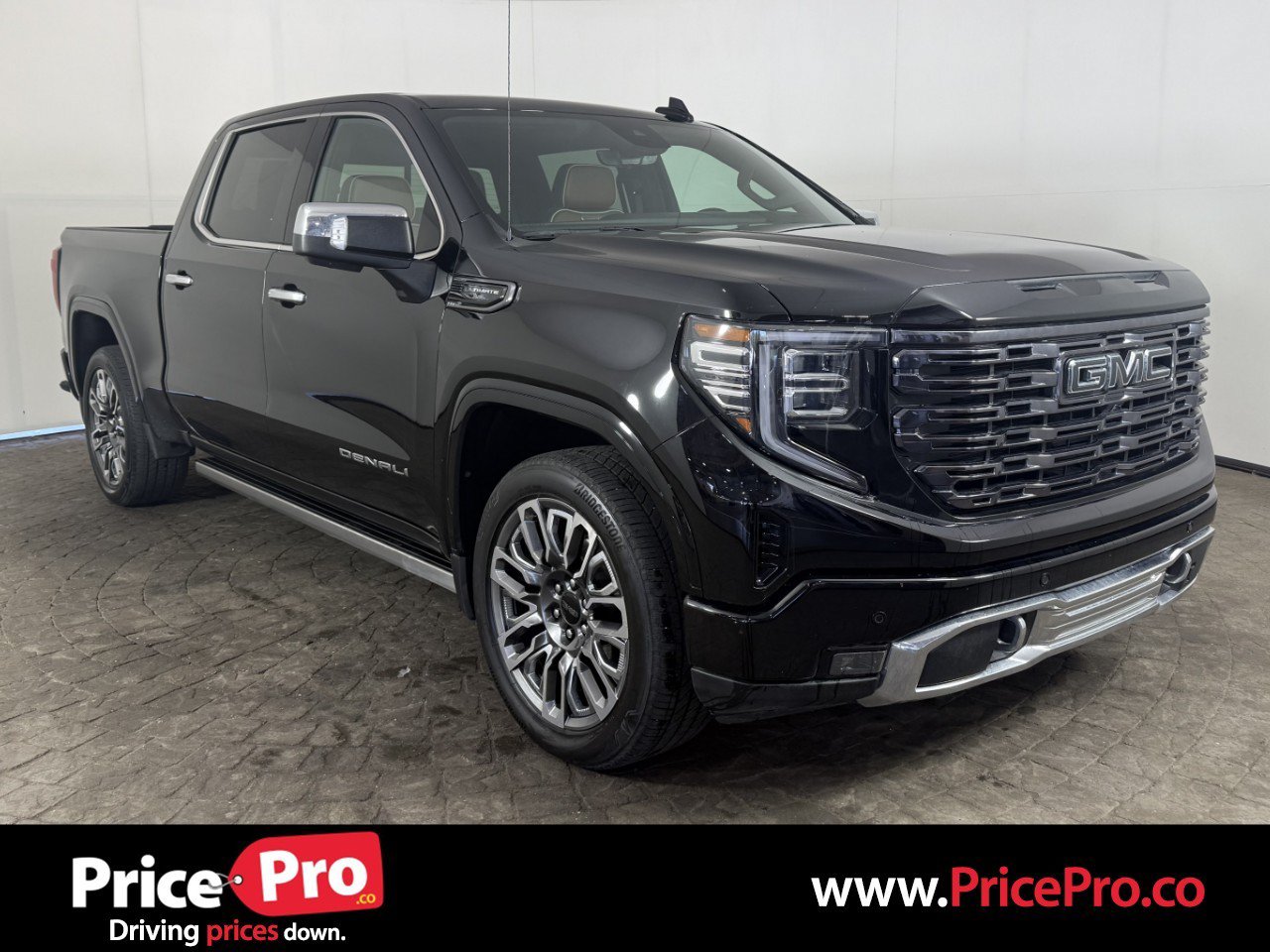 Used 2025 GMC Sierra 1500 Denali Ultimate AWD/4WD image 1