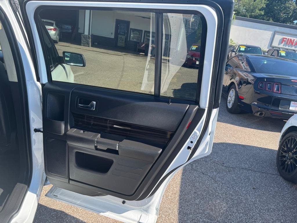 Used 2019 Ford Flex SEL w/ Equipment Group 202A FWD image 23
