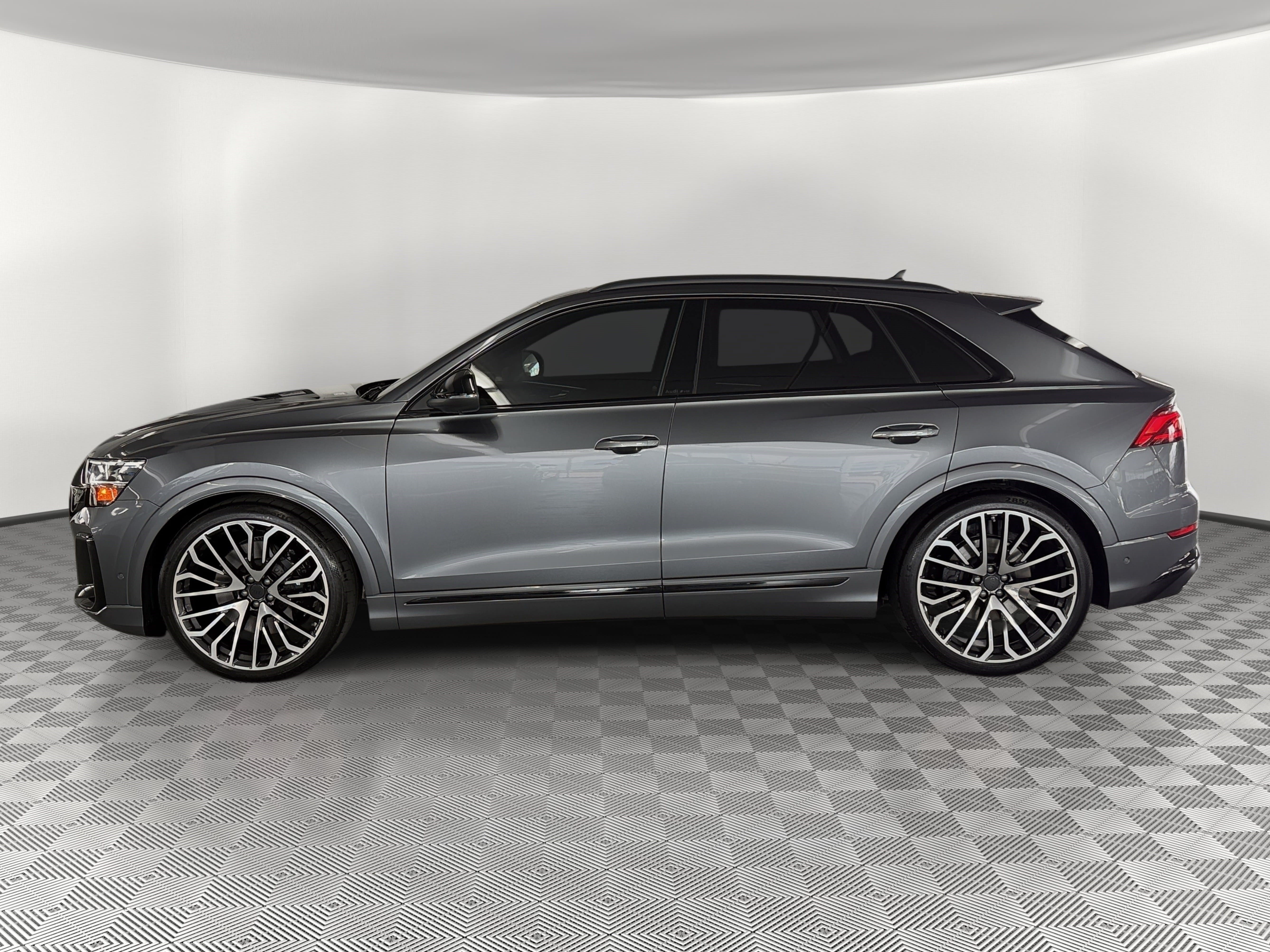New 2026 Audi SQ8 Prestige AWD/4WD image 2