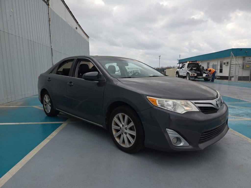 Used 2014 Toyota Camry XLE