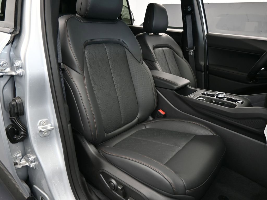 New 2026 Jeep Cherokee Overland image 40