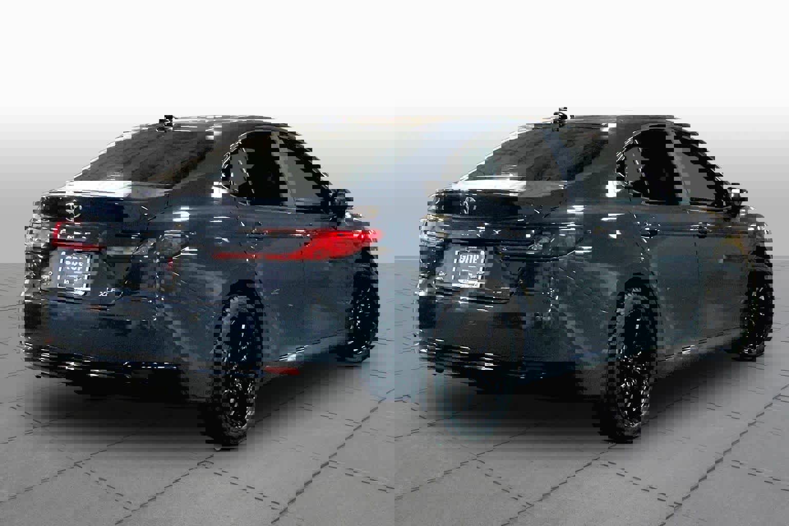 Used 2025 Toyota Camry XLE w/ Premium Plus Package image 13