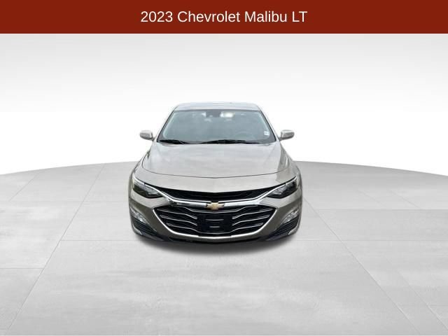 Used 2023 Chevrolet Malibu LT w/ Driver Confidence Package FWD image 2