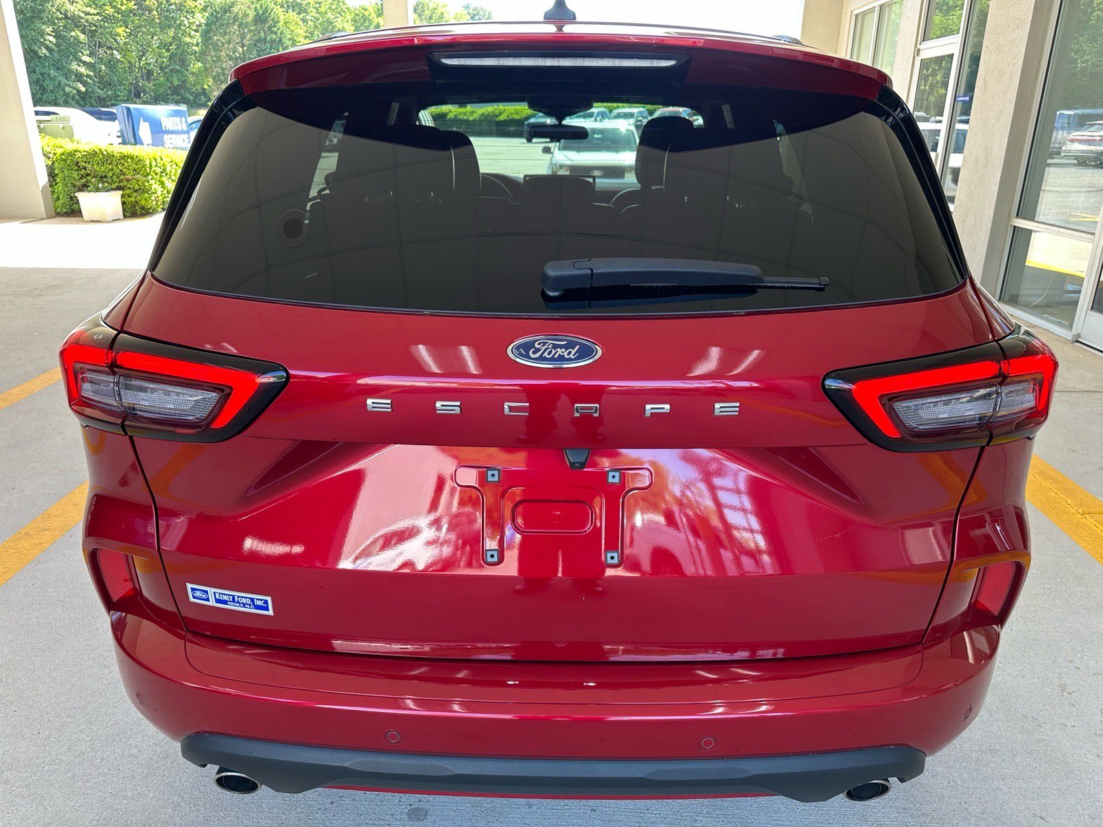 Certified 2024 Ford Escape ST-Line w/ Tech Pack #1 FWD image 12