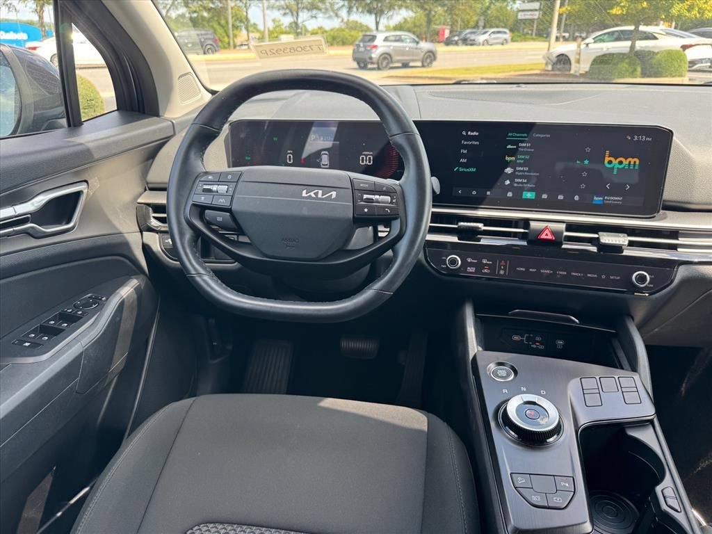 Certified 2026 Kia Sportage LX FWD image 13