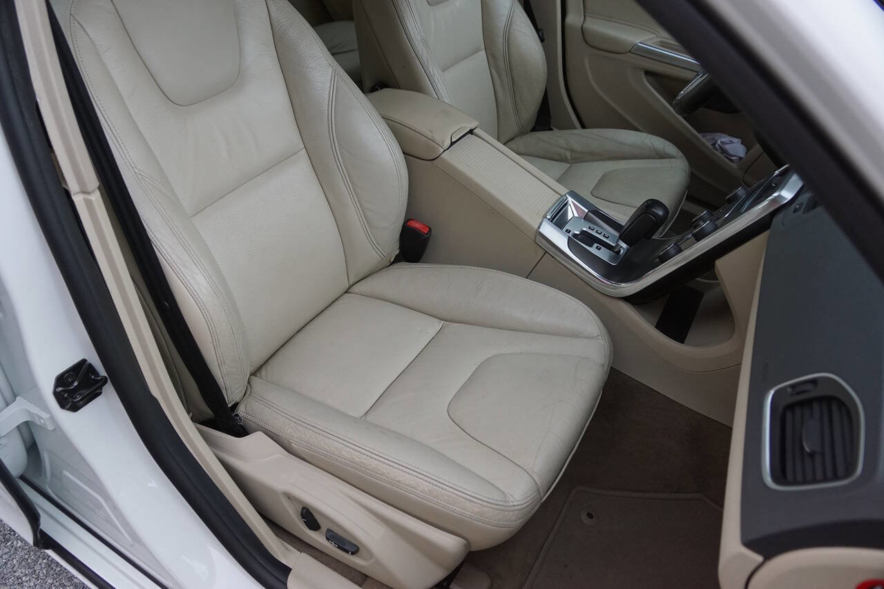 Used 2012 Volvo S60 T5 image 29