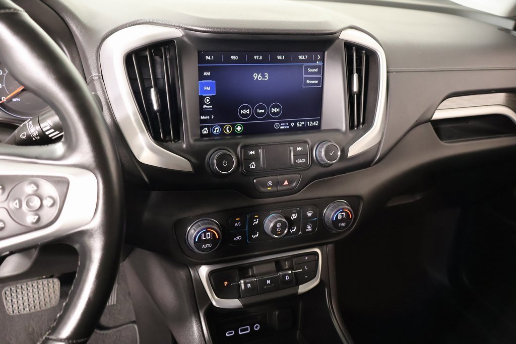 Used 2024 GMC Terrain SLT image 5