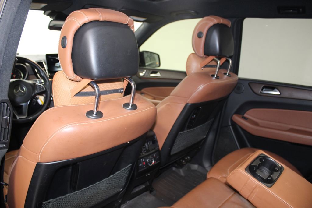 Used 2018 Mercedes-Benz GLS 450 4MATIC image 27