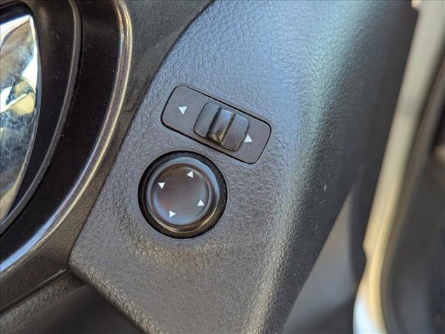 Used 2017 Nissan Rogue S image 9