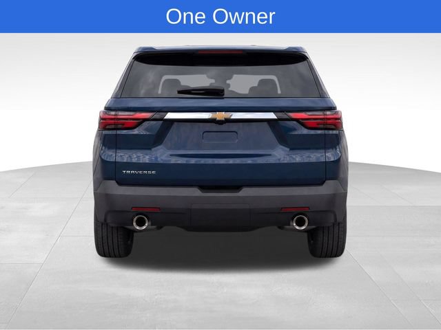 Used 2023 Chevrolet Traverse LS FWD image 4