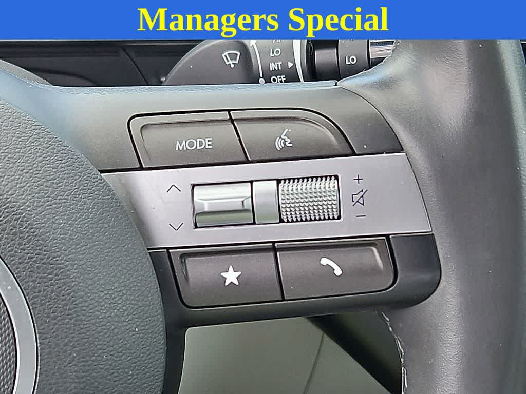 Used 2024 Hyundai Kona SEL FWD image 19