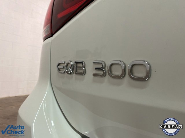 Used 2023 Mercedes-Benz EQB 300 4MATIC w/ Pinnacle Package image 96