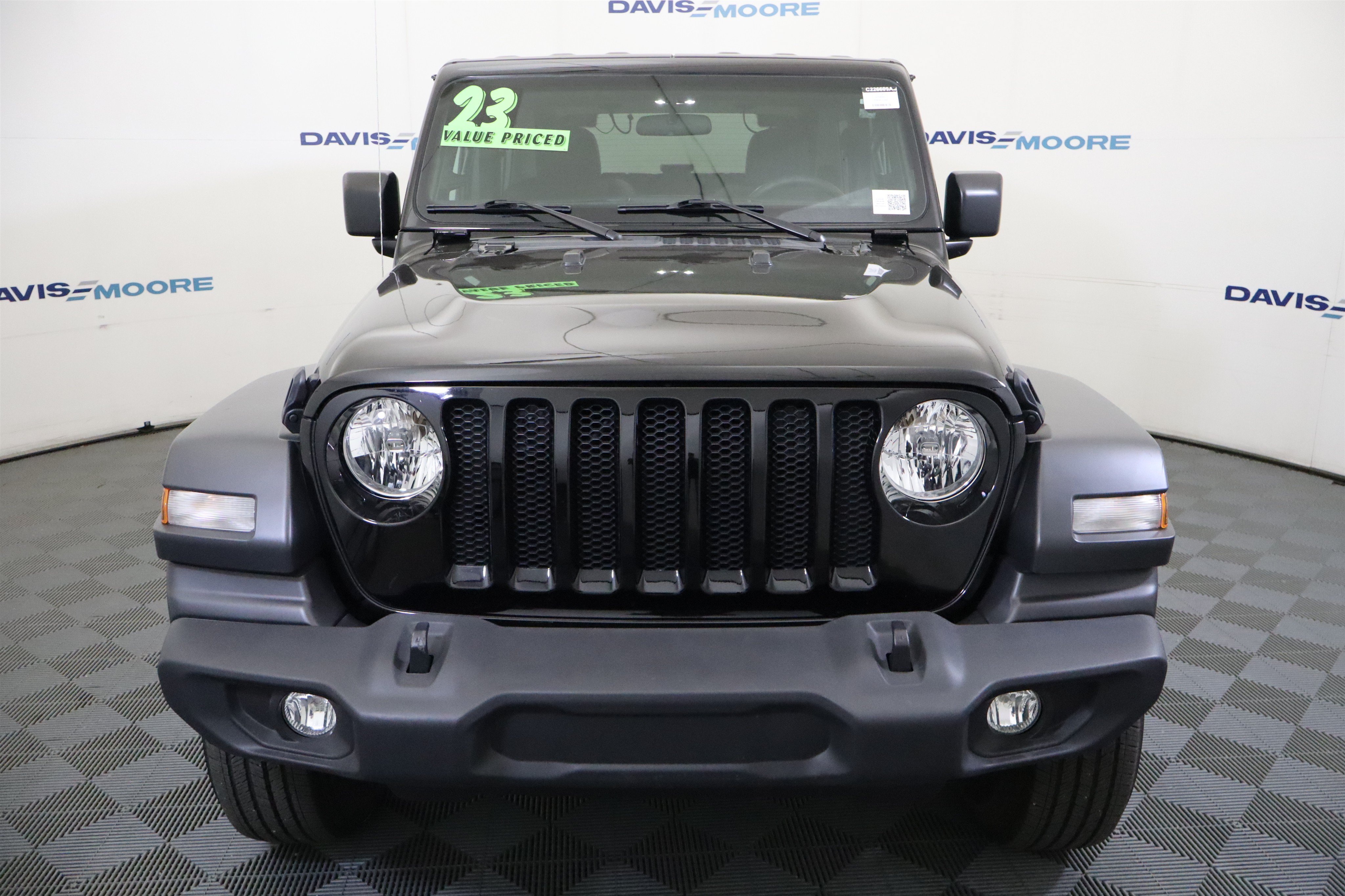 Used 2023 Jeep Wrangler Sport AWD/4WD image 14