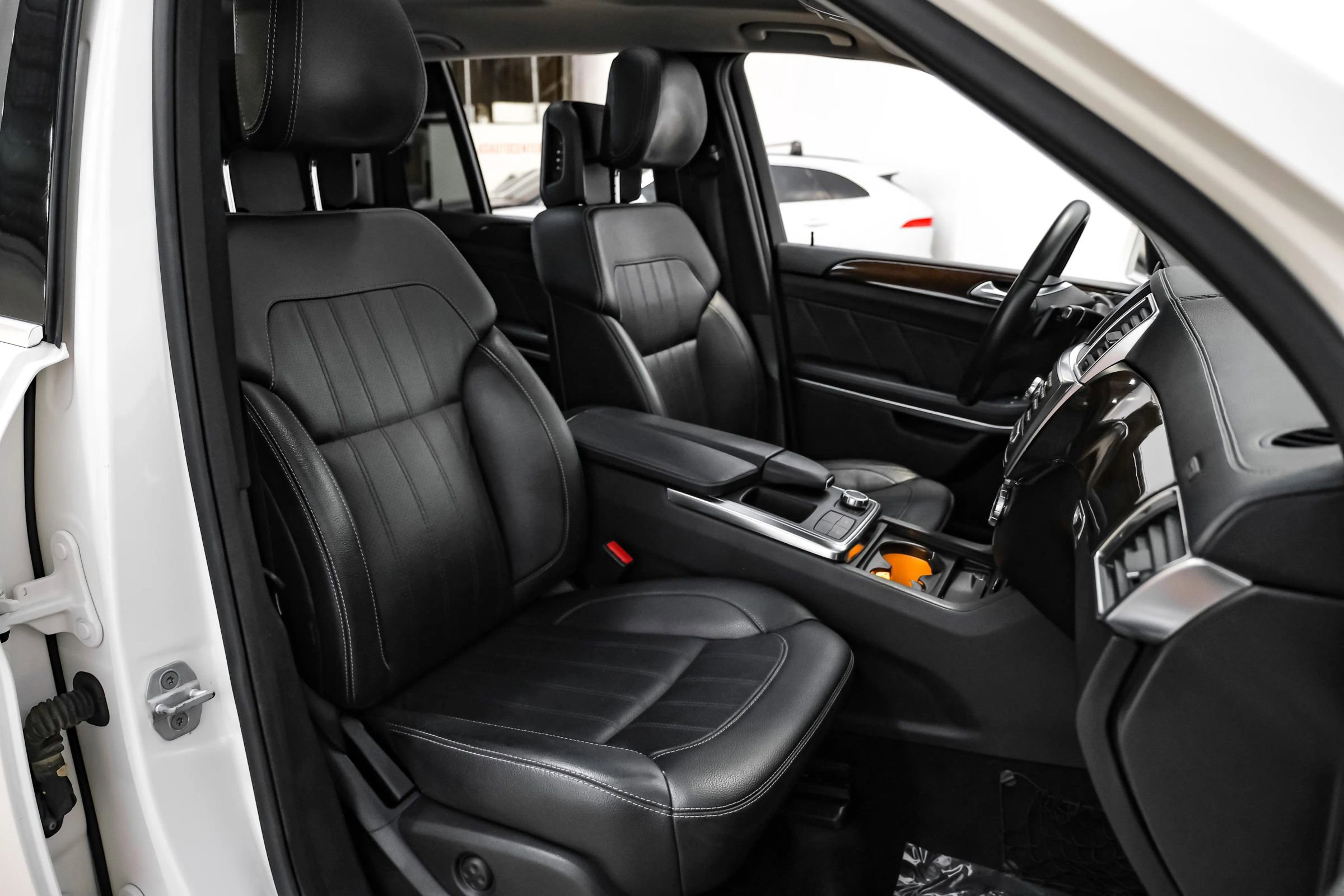 Used 2014 Mercedes-Benz GL 450 4MATIC image 28